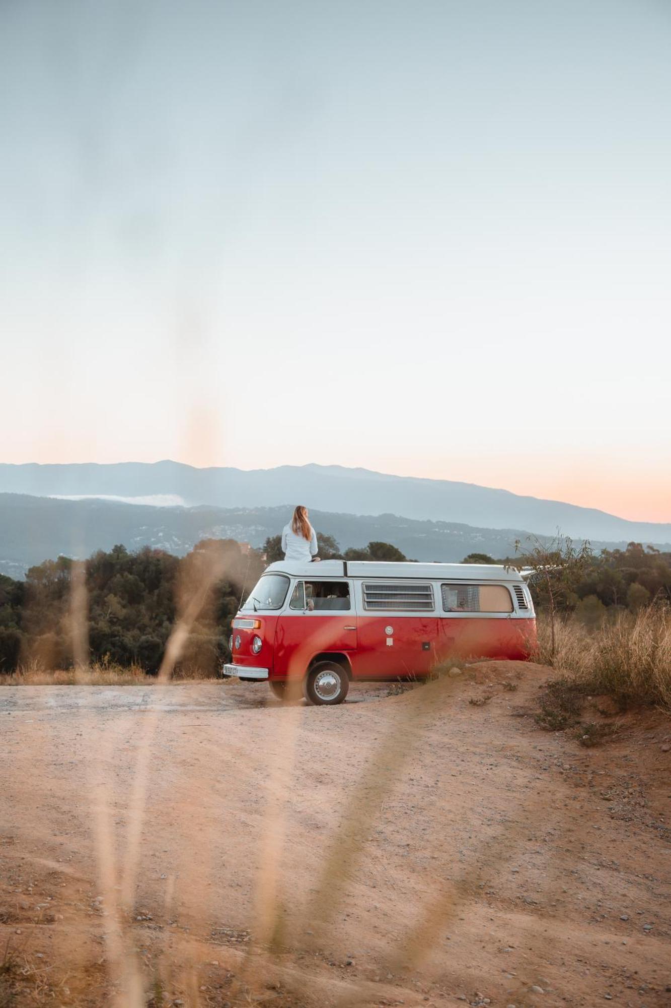 Retro Vw Kombi T2 Campervan Οσπιταλέτ ντε Λιοβρεγάτ Εξωτερικό φωτογραφία